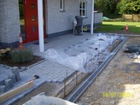 /album/photos-work-in-progress1/cobblestones-outside-1-jpg1/